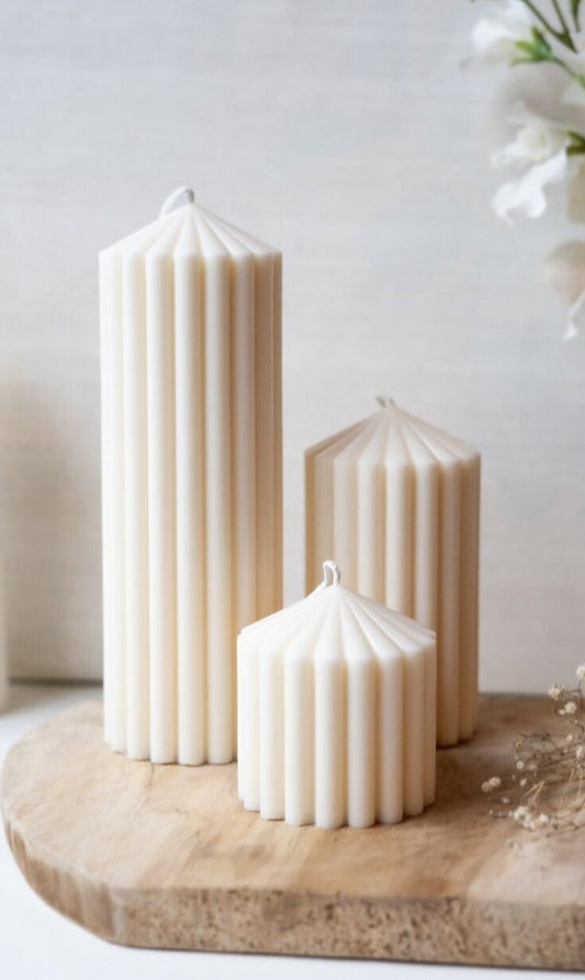 Acrylic Stripped Pointed Cylinder