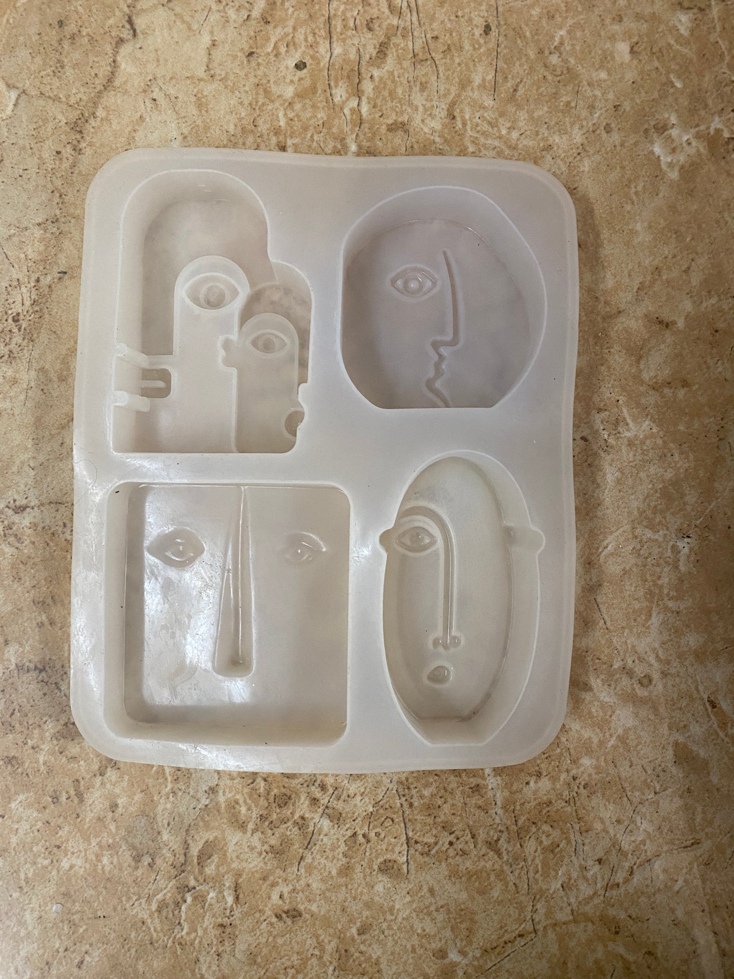 B10