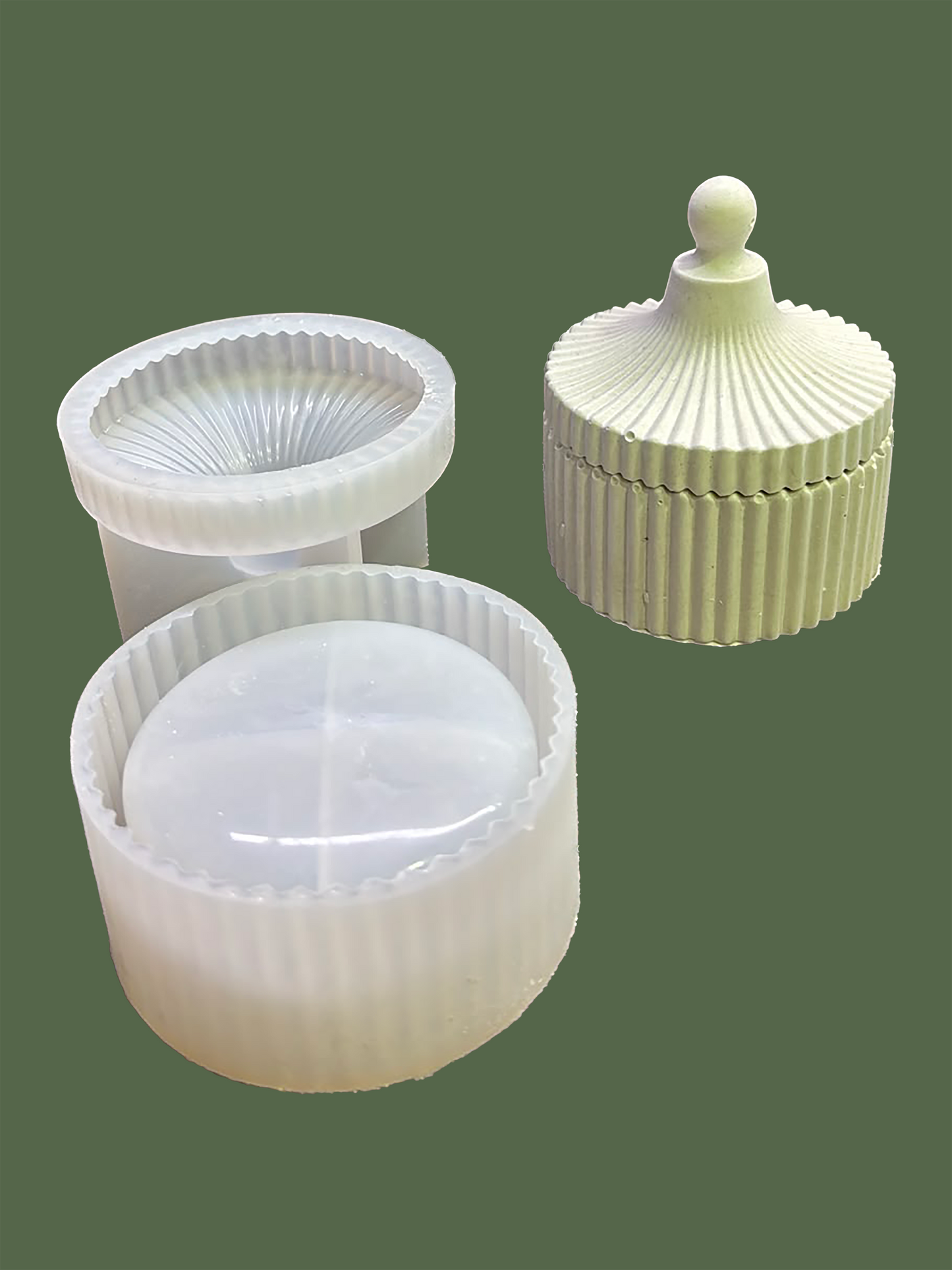 Round Pot with Cover