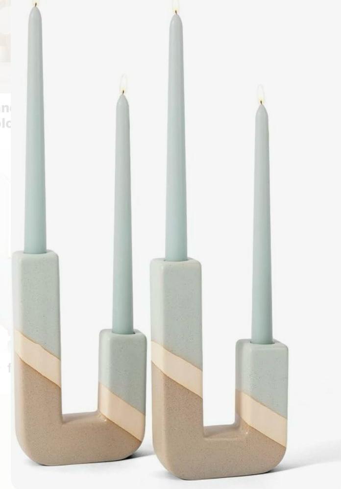 Curved candle holder